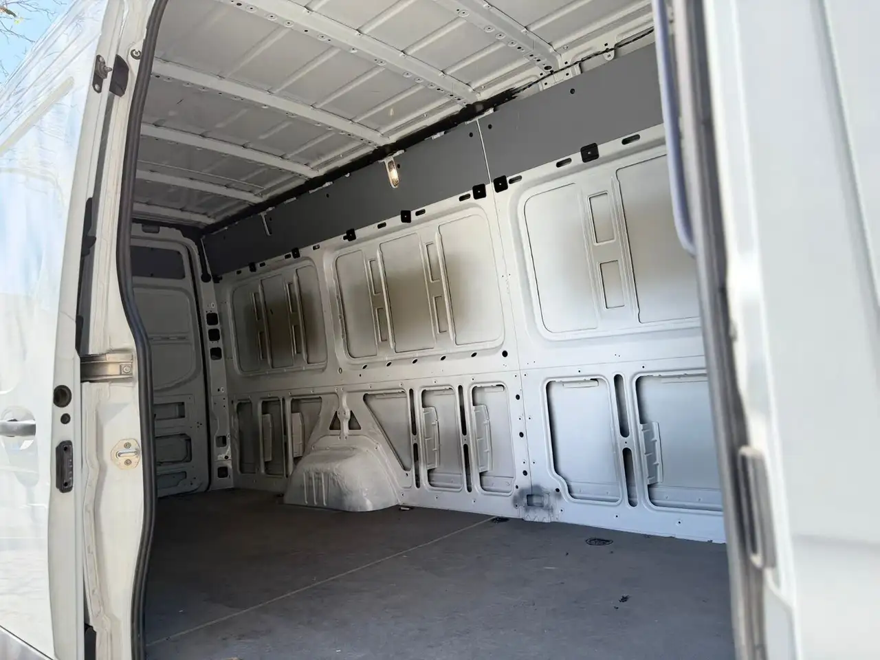 Mercedes-Benz Sprinter снимка Mercedes-Benz Sprinter