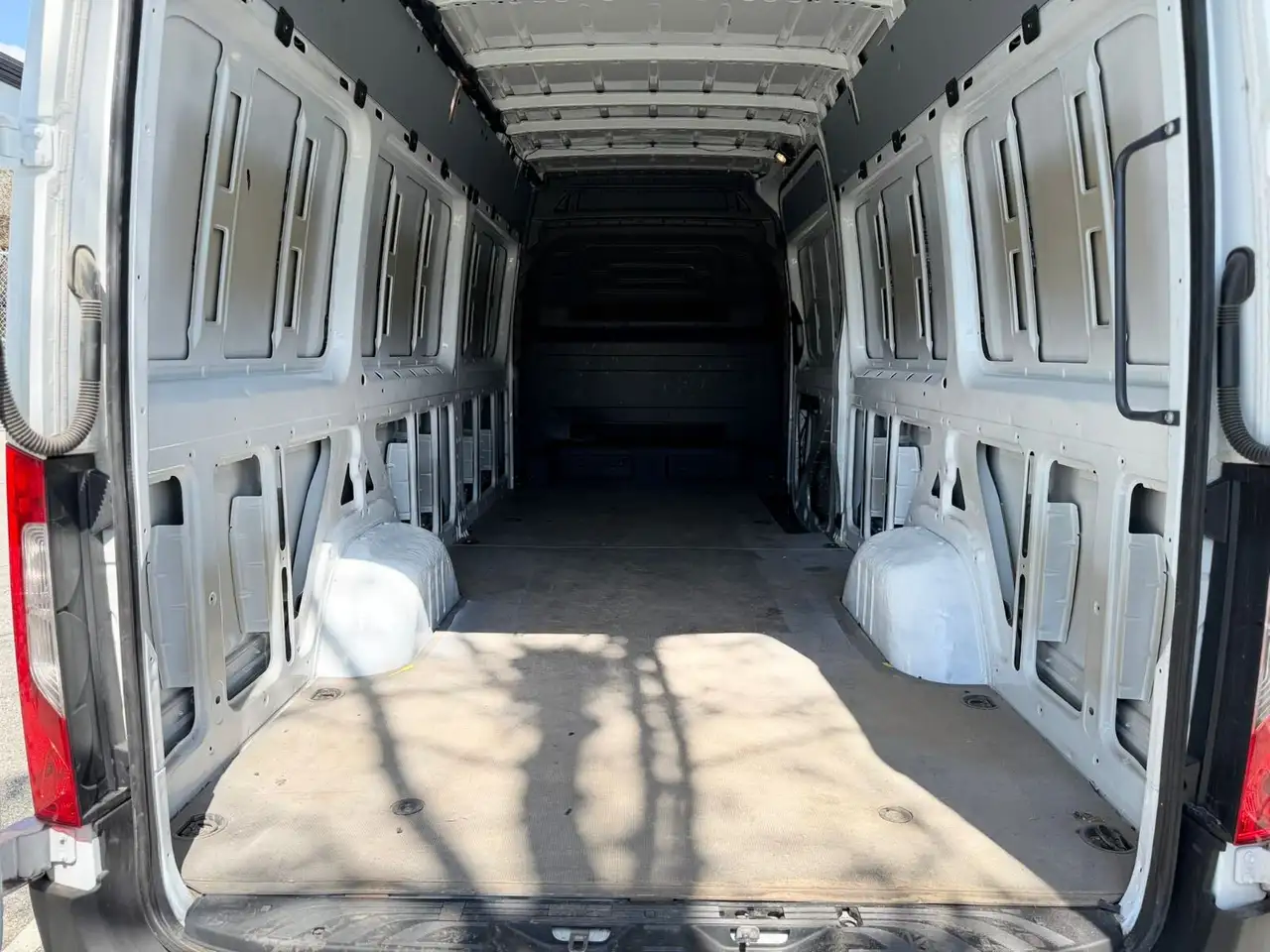Mercedes-Benz Sprinter снимка Mercedes-Benz Sprinter