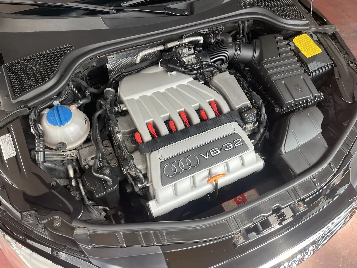 Audi TT 3.2 V6 quattro dsg - 2