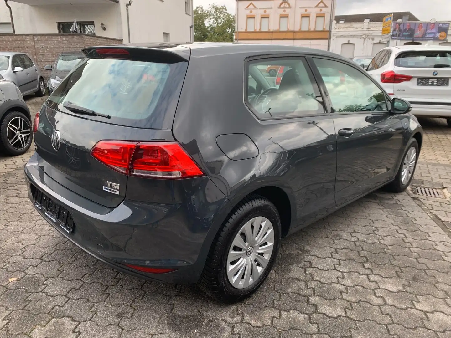 Volkswagen Golf VII 1.2 aus 1. Hand  Urano-Grau Sonderlack Gris - 2
