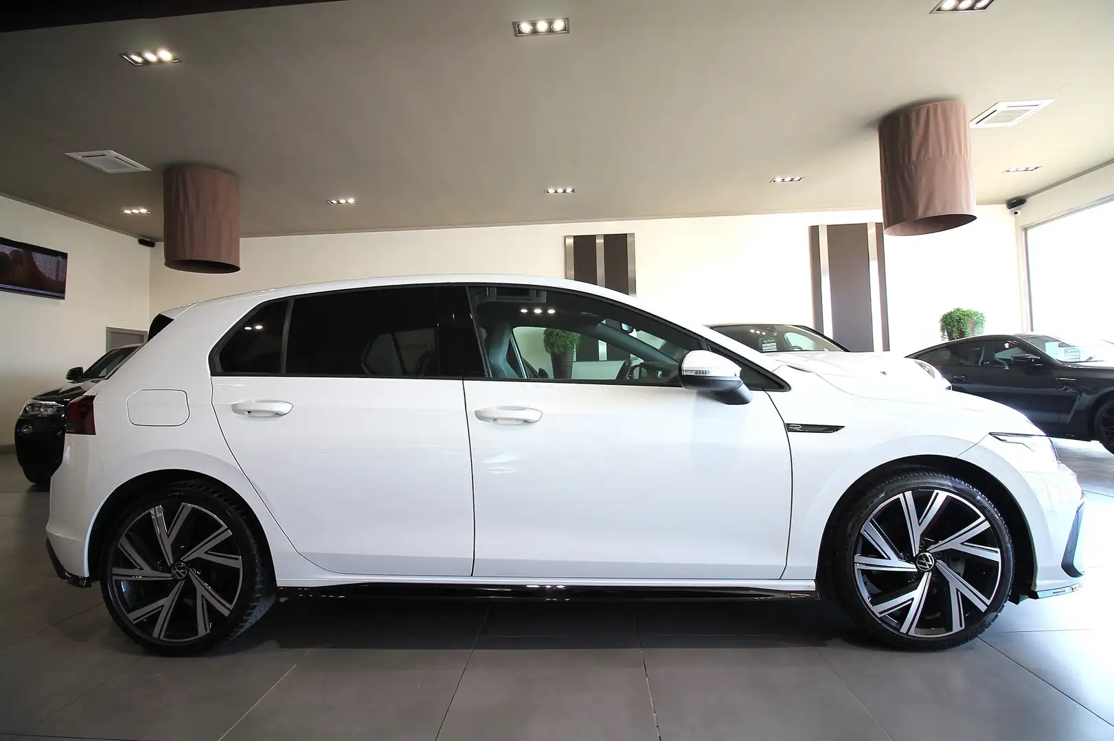 Volkswagen Golf Golf 2.0 tdi R-Line 4motion 150cv dsg Blanco - 2