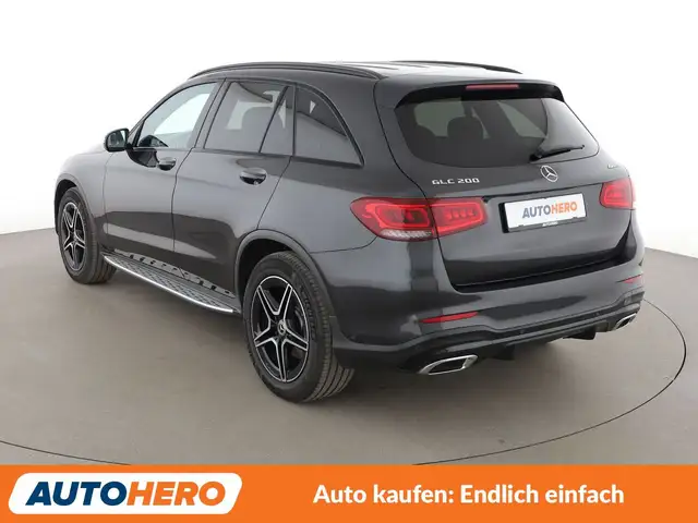 Mercedes-Benz GLC 200 view 4