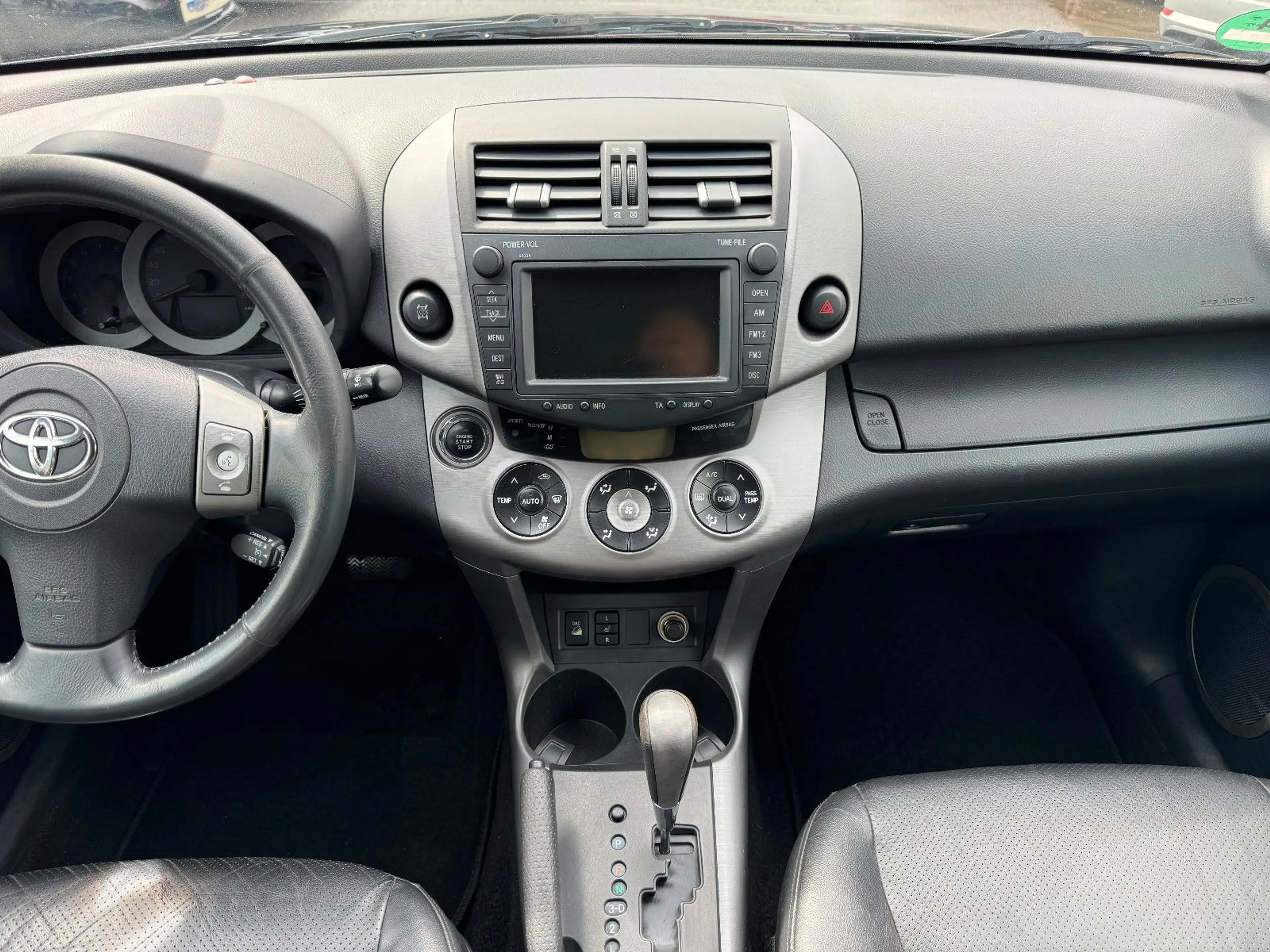 Toyota RAV 4 4 Executive4x4 AUTOMATIK/AHK/KLIMA/LEDER/NAVI — photo 14