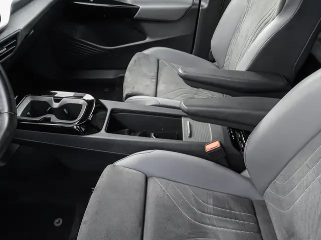 Volkswagen ID.4 view 14