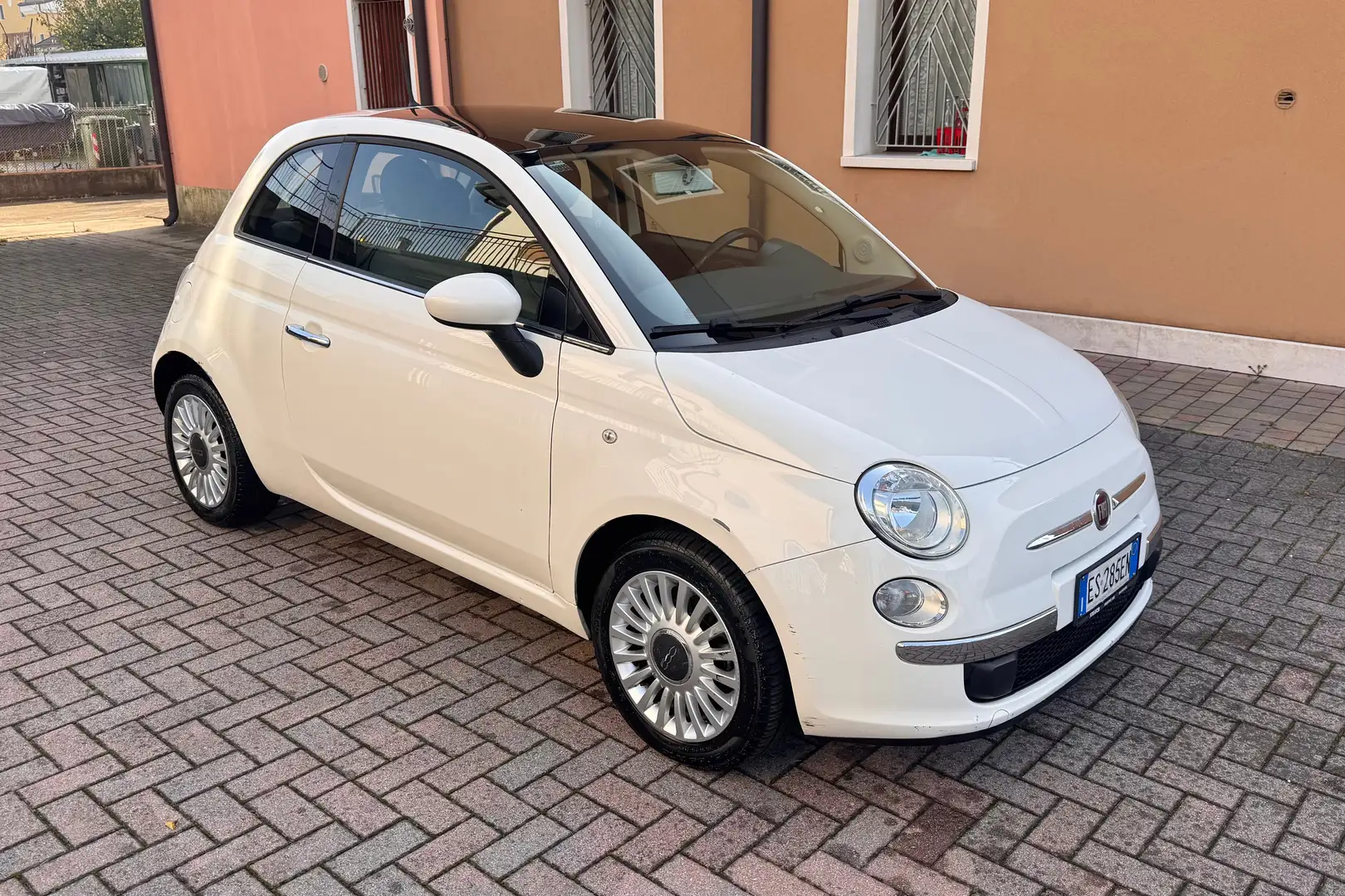 Fiat 500 500 1.2 Lounge 69cv Weiß - 1