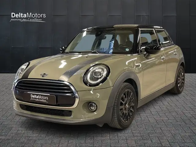 MINI Cooper IV F55 2018 5p - Mini 5p 1.5 Cooper Business auto