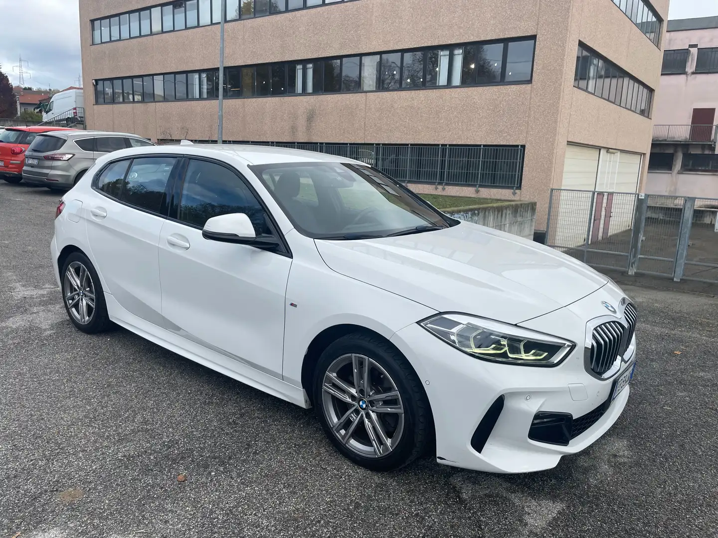 BMW 118 Serie 1 F40 118d 150cv Msport auto Blanc - 1