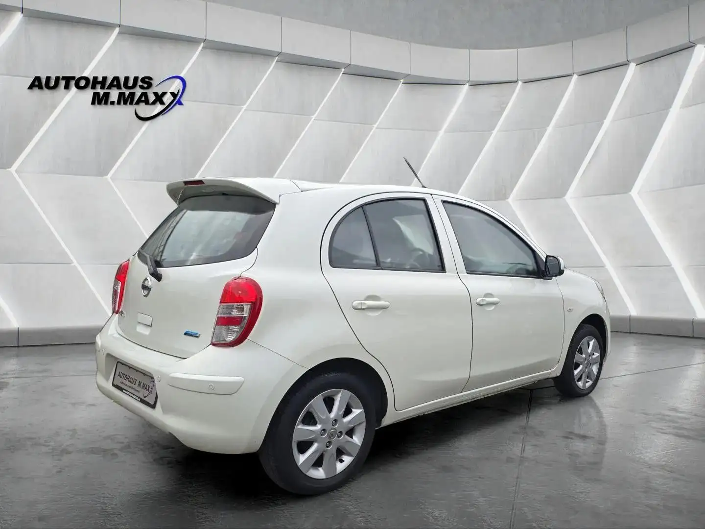 Nissan Micra 30 Jahre Edition PDC MFL Klima Weiß - 2