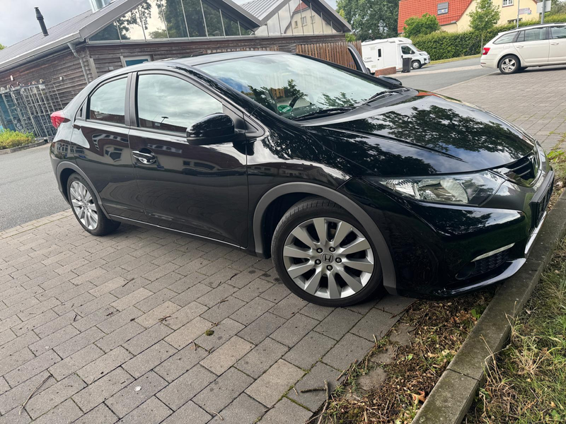 Honda Civic 1.4 Sport — photo 2