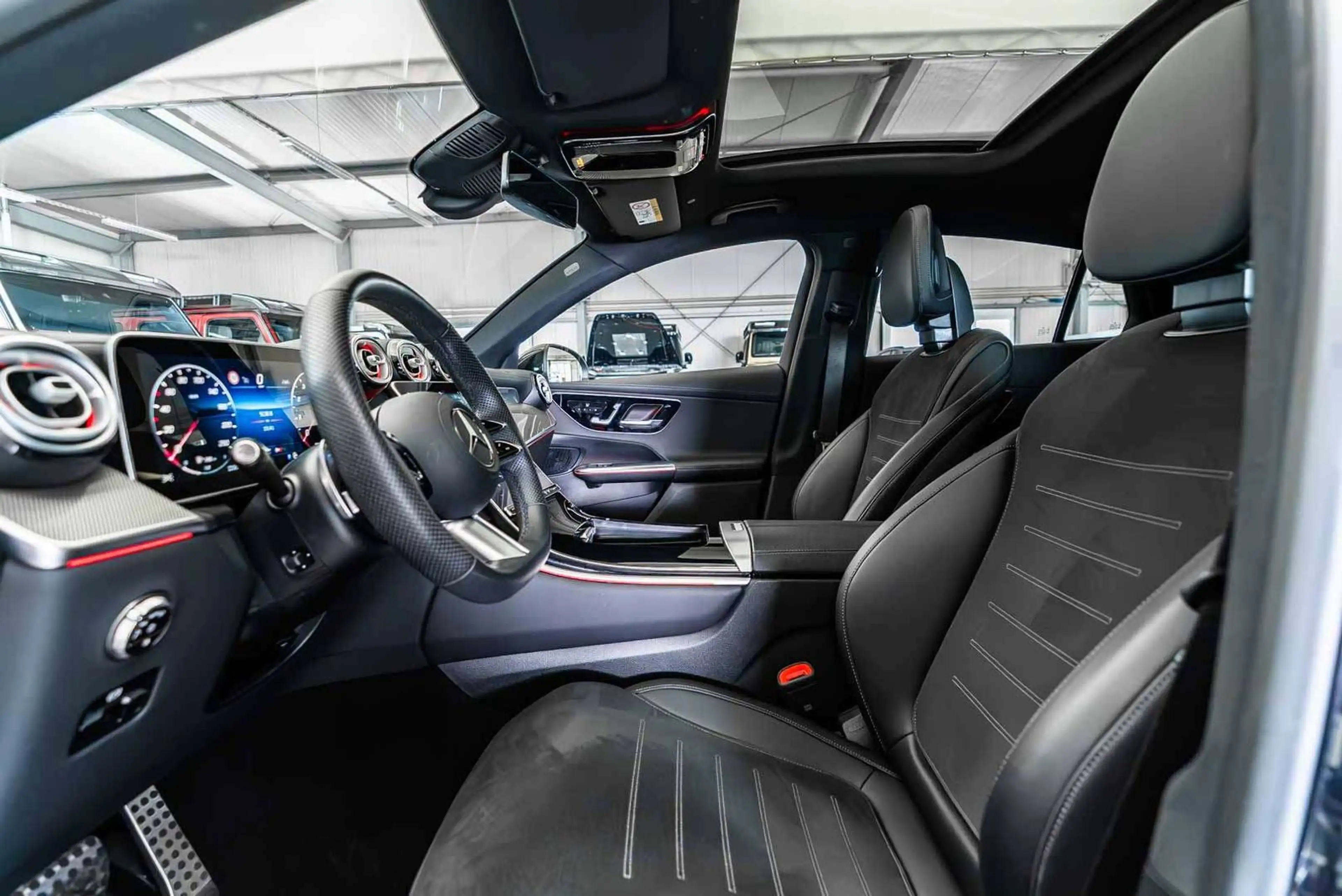 Mercedes-Benz GLC 200 4M Coupe AMG Line / Pano / AHK / Memo — photo 15