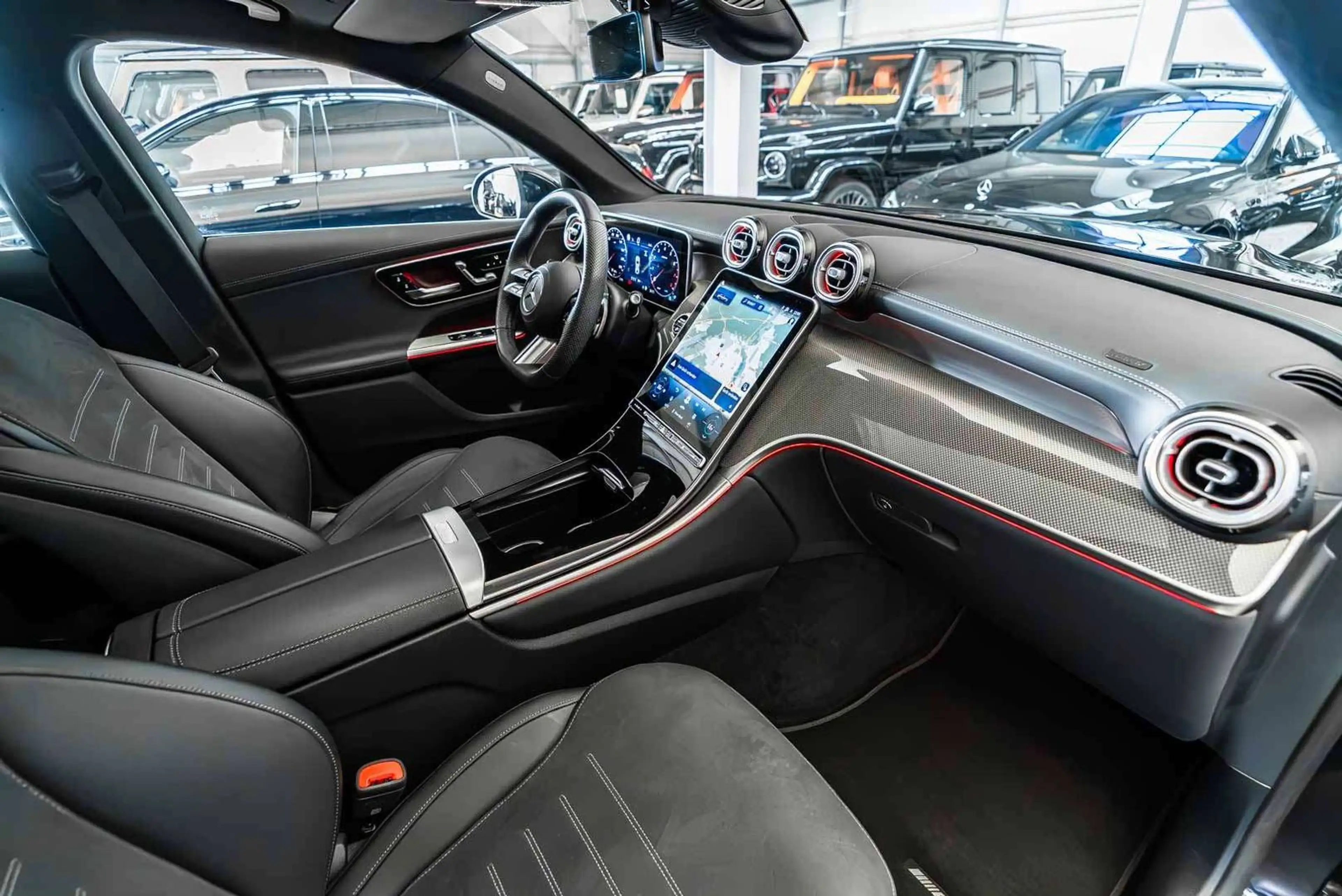 Mercedes-Benz GLC 200 4M Coupe AMG Line / Pano / AHK / Memo — photo 4