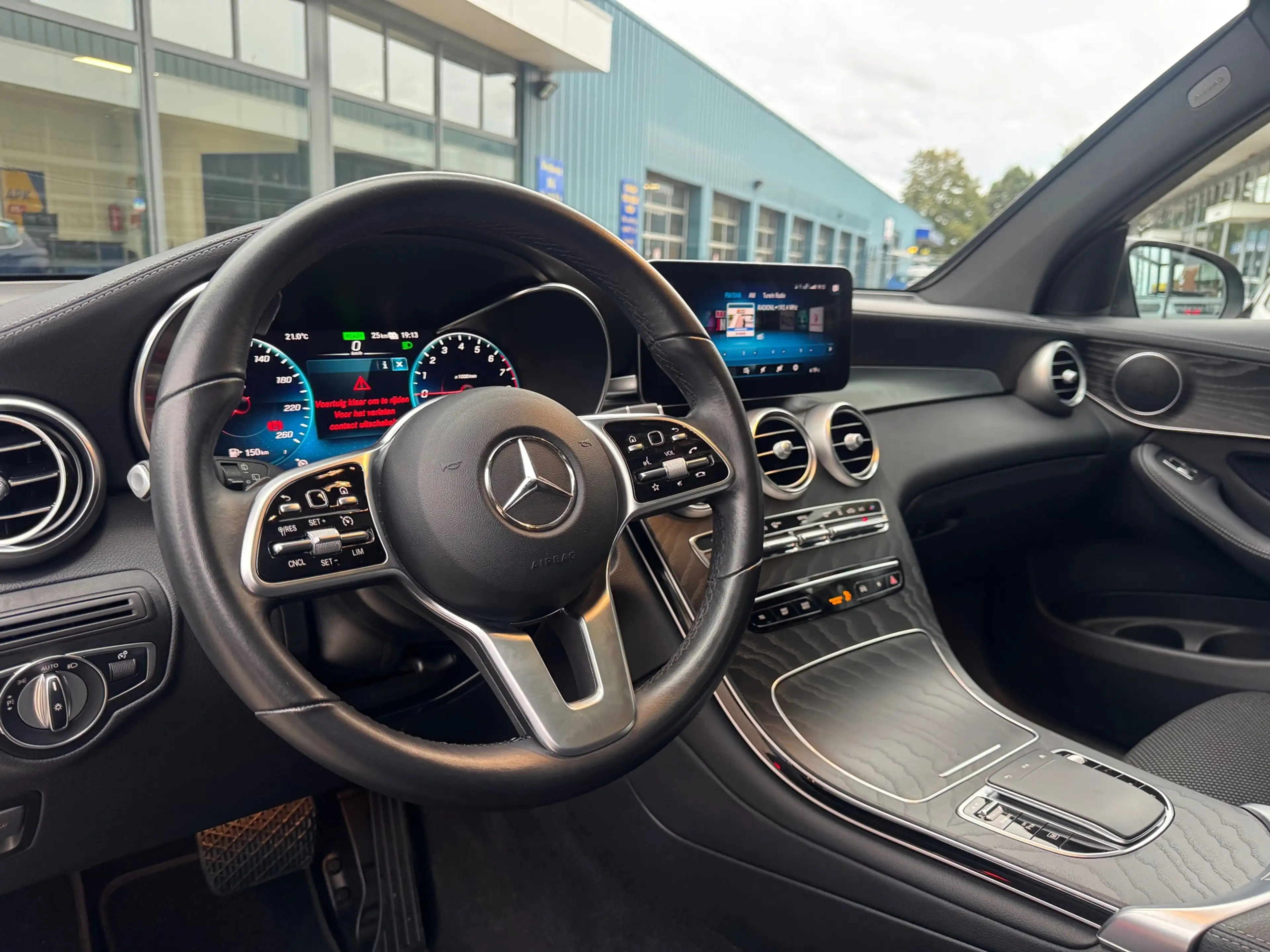 Mercedes-Benz GLC 300 300e 4MATIC Advantage Airco Navi Lmv Panodak — photo 5