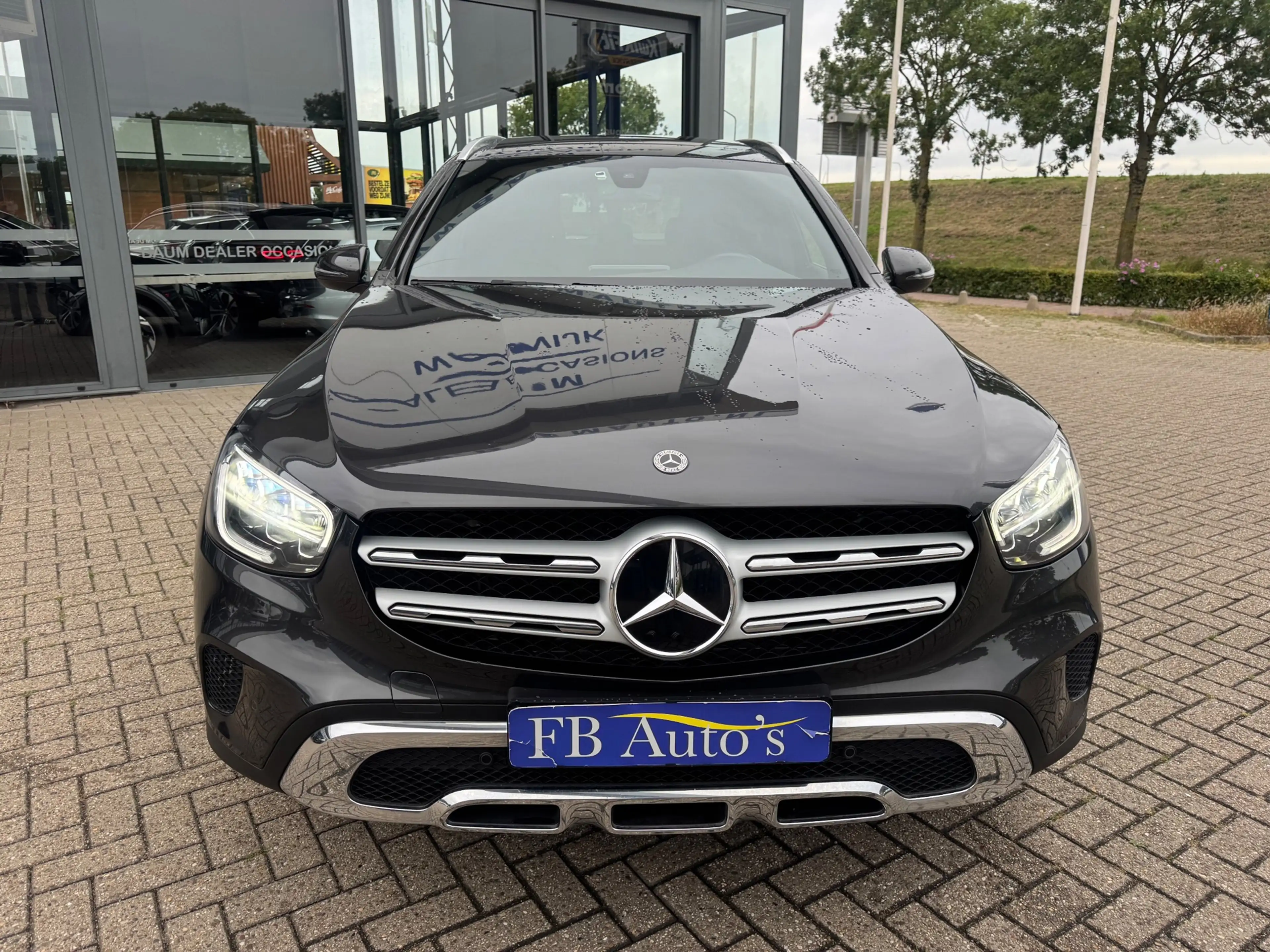 Mercedes-Benz GLC 300 300e 4MATIC Advantage Airco Navi Lmv Panodak — photo 23