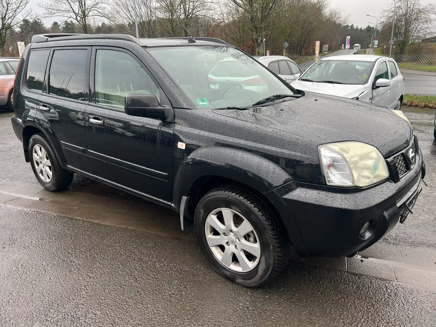 Nissan X-Trail Sport Schwarz - 2