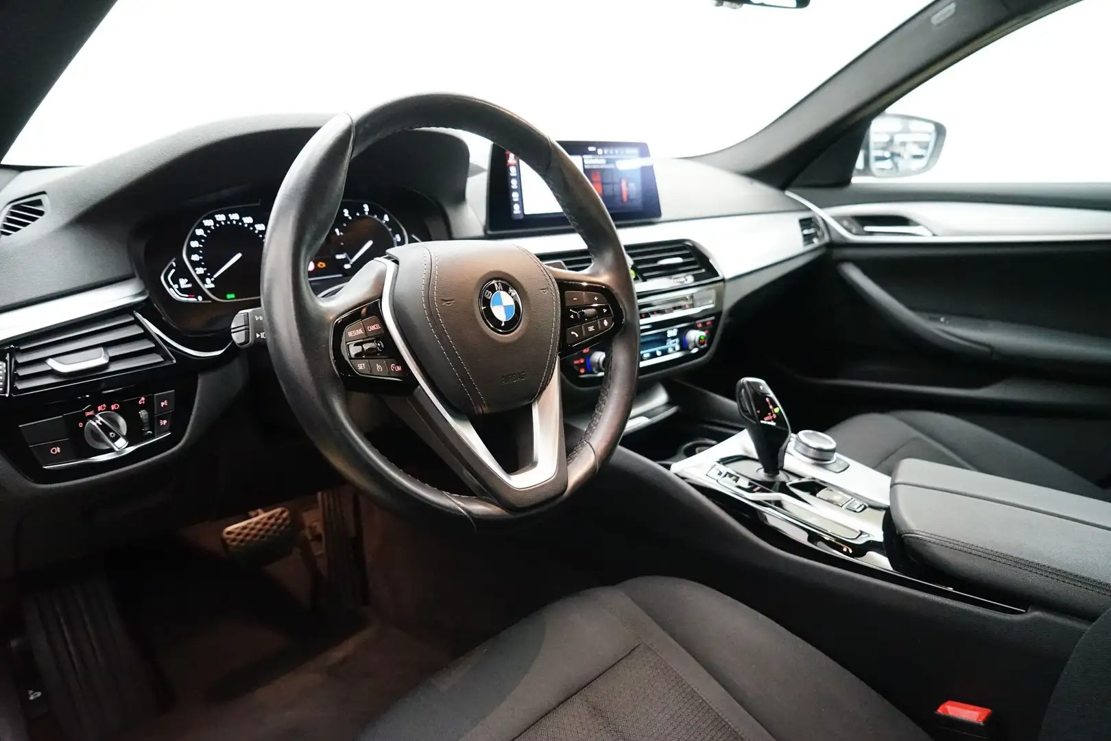 BMW 520 d Limousine [Live Cockpit+, HiFi, RFK, SHZ] Wit - 2
