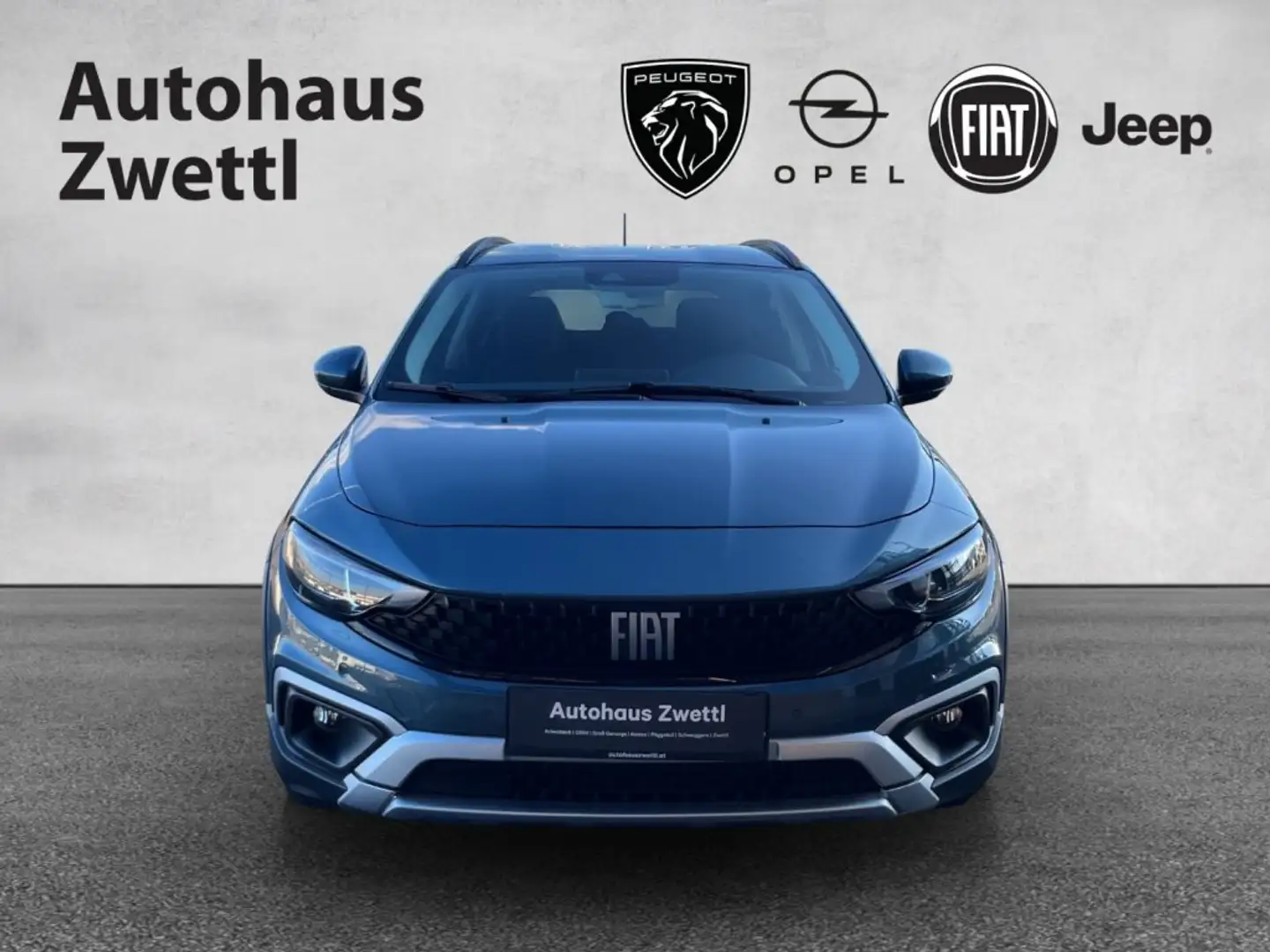 Fiat Tipo Hatchback CROSS HYBRID 130 DCT7 Blau - 2