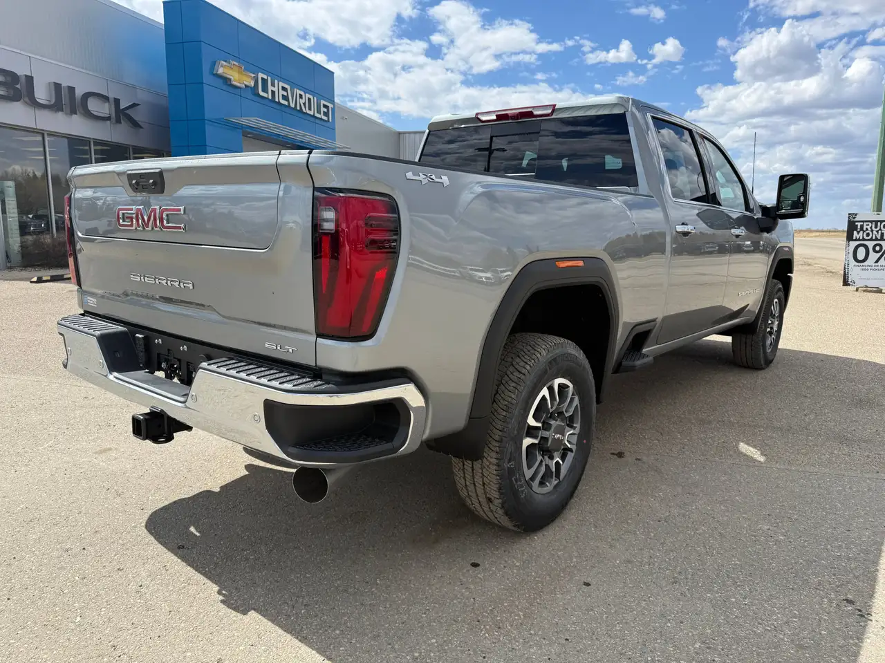 GMC Sierra 2500 снимка GMC Sierra 2500