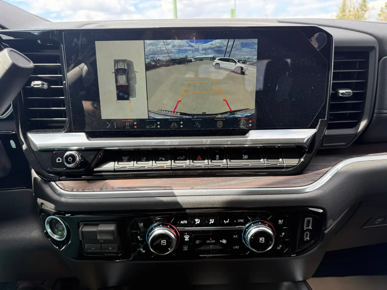 GMC Sierra 2500 снимка GMC Sierra 2500