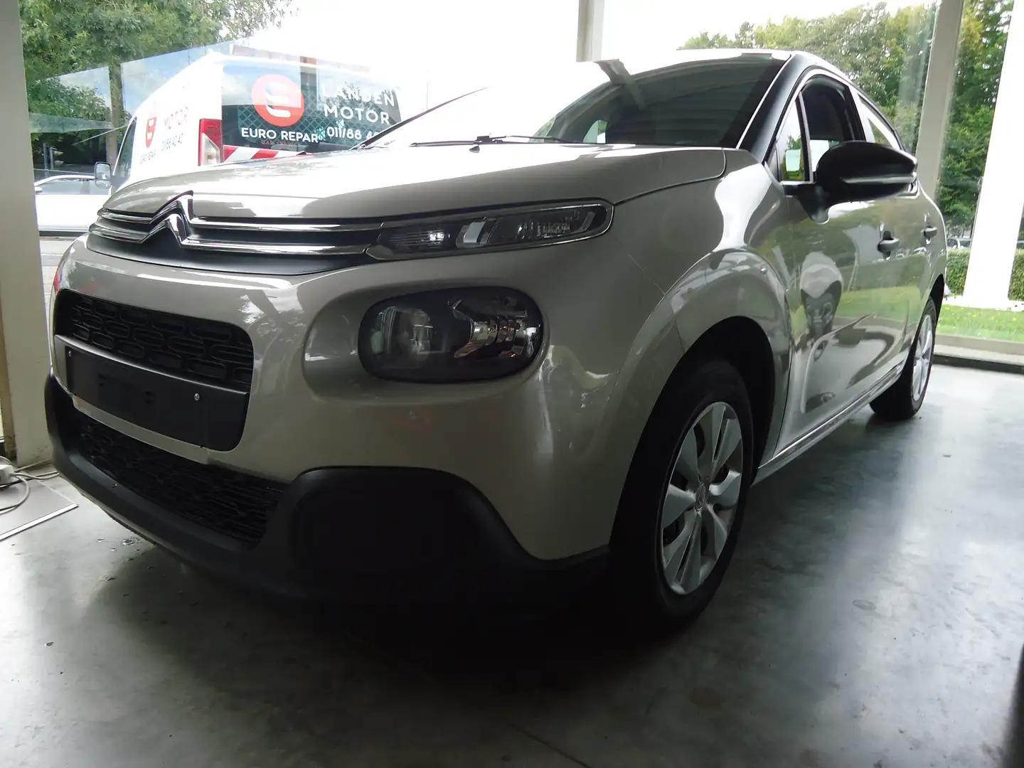 Citroen C3 C3 Pure Tech 82 LIVE Beige - 1