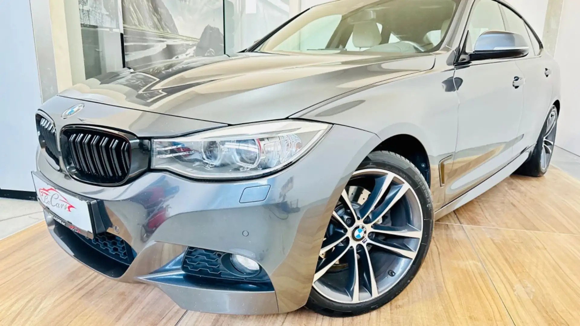 BMW 330 xDrive / M-Sportpaket Gris - 2