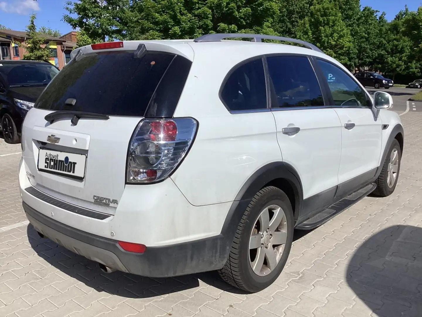 Chevrolet Captiva 2.2 LTZ 4WD 7-Sitzer Weiß - 2