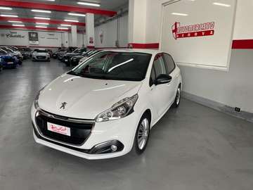 208 5p 1.2 puretech Allure 82cv