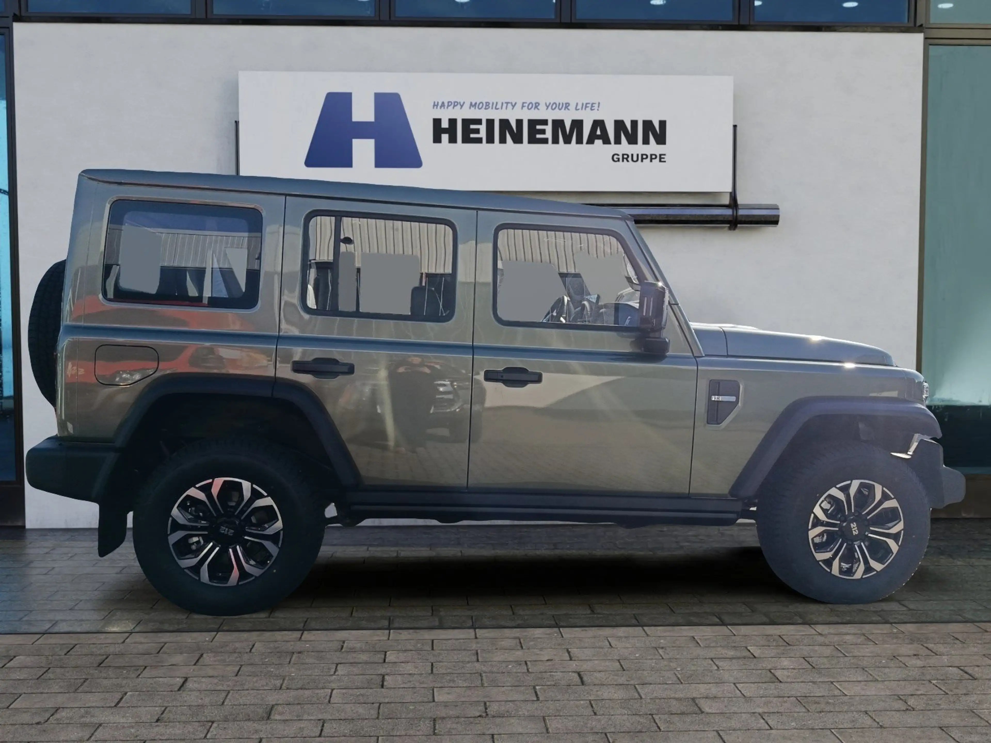 BAW 212 4x4 2,5t Anhängelast -JÄGER GRÜN- — photo 9