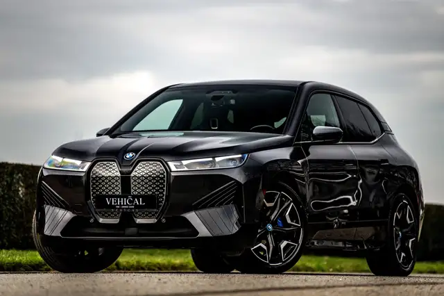 BMW iX xDrive40 M SPORT |PANO|MASSAGE|SOFTCLOSE|TREKHAAK