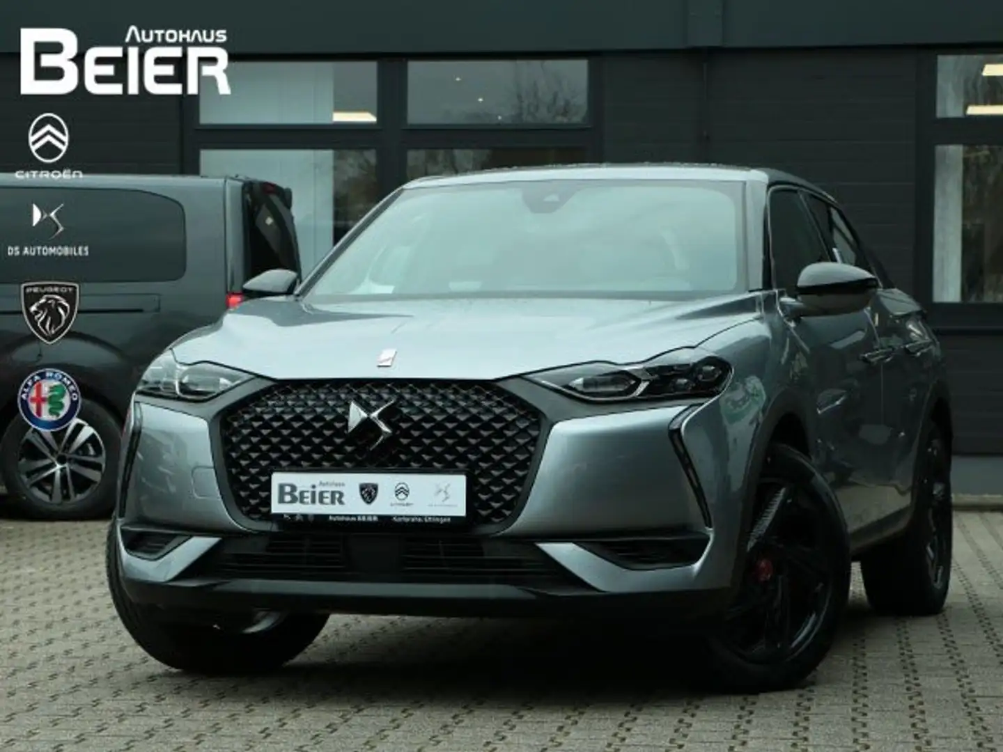 DS Automobiles DS 3 Crossback DS3 Crossback E-Tense Performance Line + Keyless/ Grau - 1