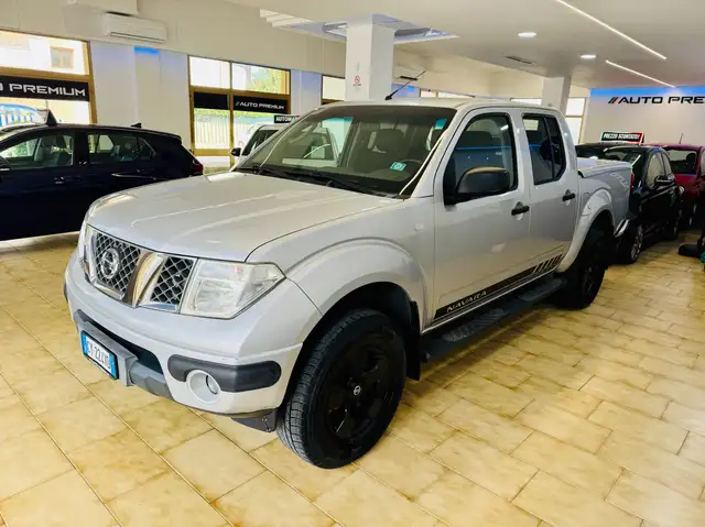 Nissan Navara 2.5 dCi 4 Porte Double Cab 174Cv Autom - Perfetto!