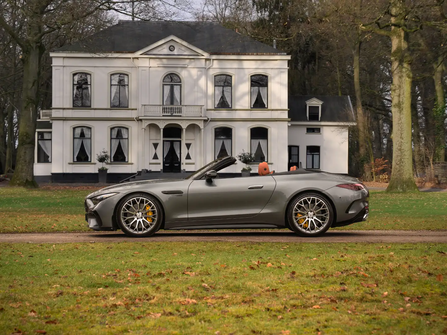 Mercedes-Benz SL Roadster AMG 63 4MATIC+ | Nightpakket | Achteras besturing | Bu Grau - 1