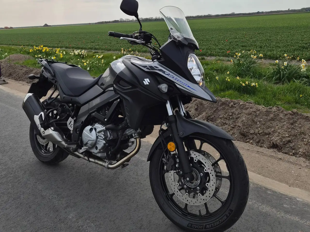 Suzuki V-Strom 650