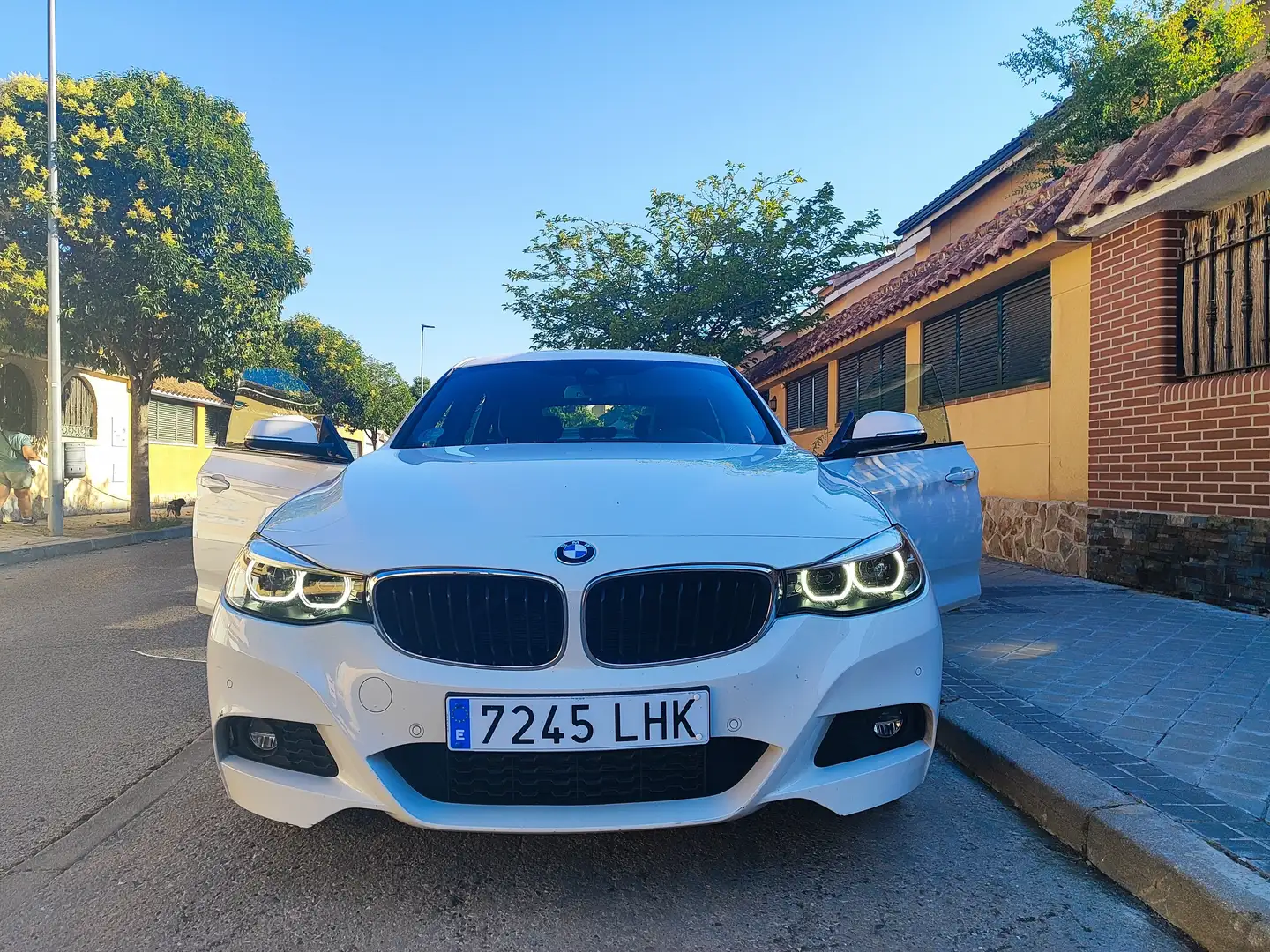BMW 320 320iA Gran Turismo Blanco - 2