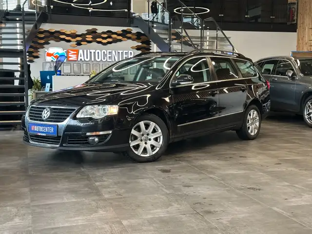 2009 Volkswagen Passat in Black for sale