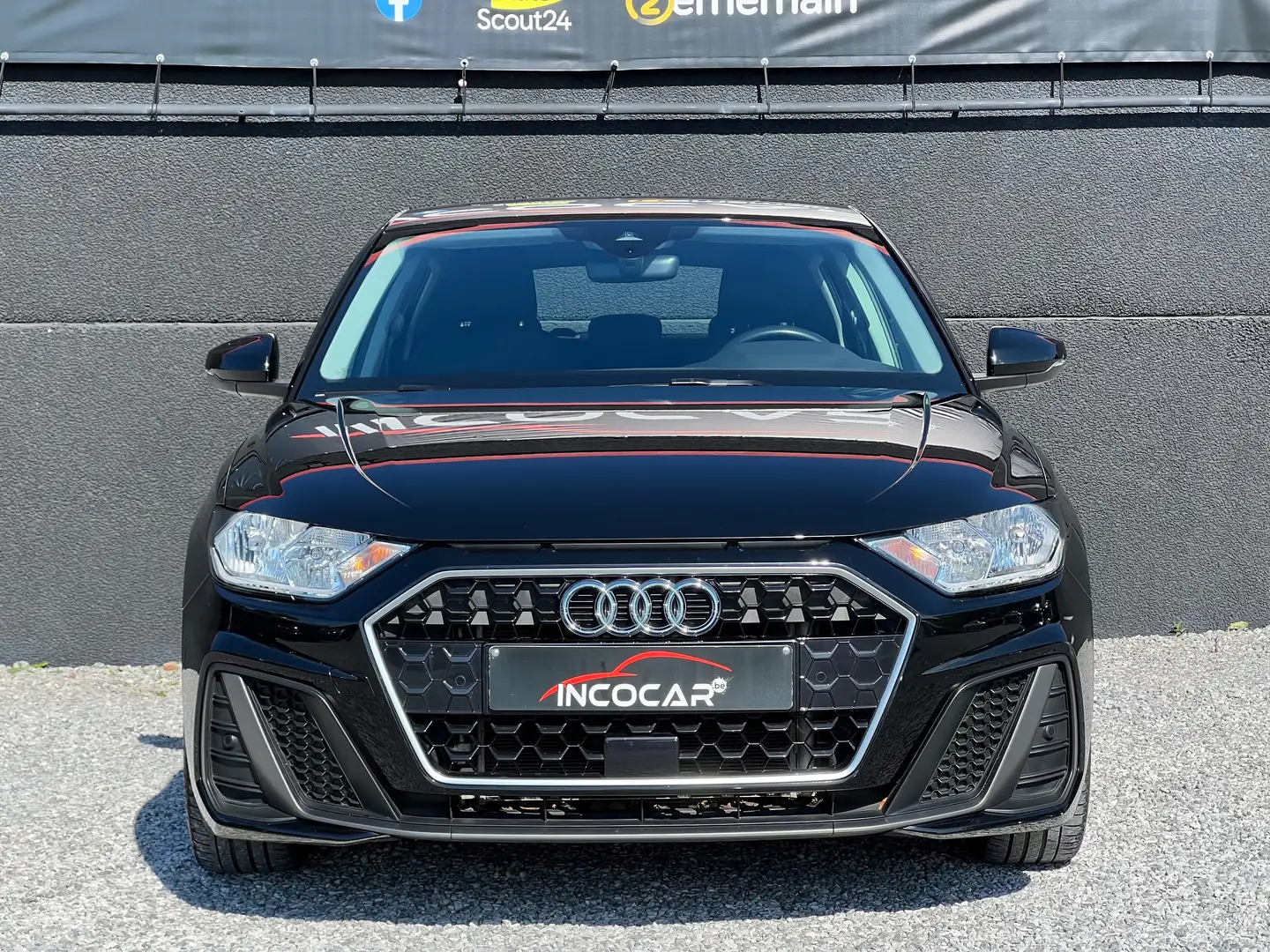 Audi A1 Sportback 30 TFSI S line Stronic * GARANTIE 1 AN * Noir - 2