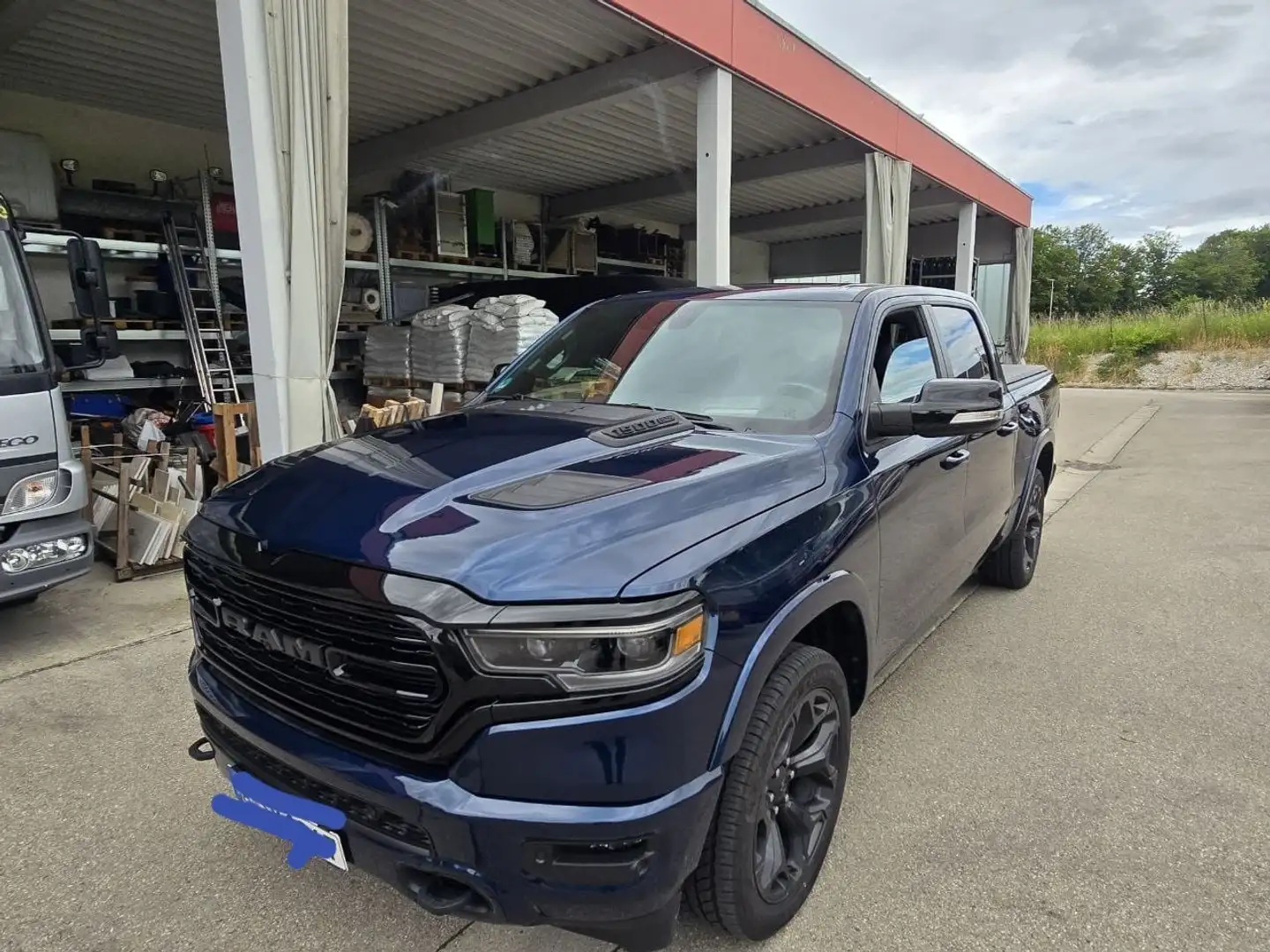 Dodge RAM 1500 LIMITED Azul - 2