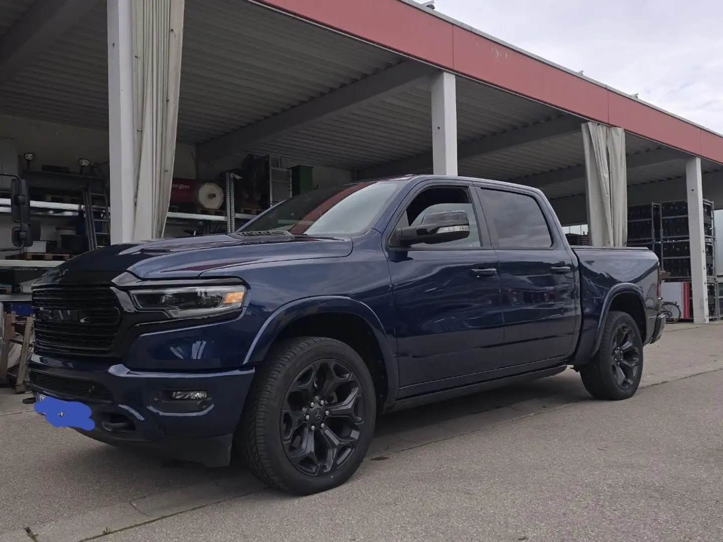 Dodge RAM 1500 LIMITED Azul - 1