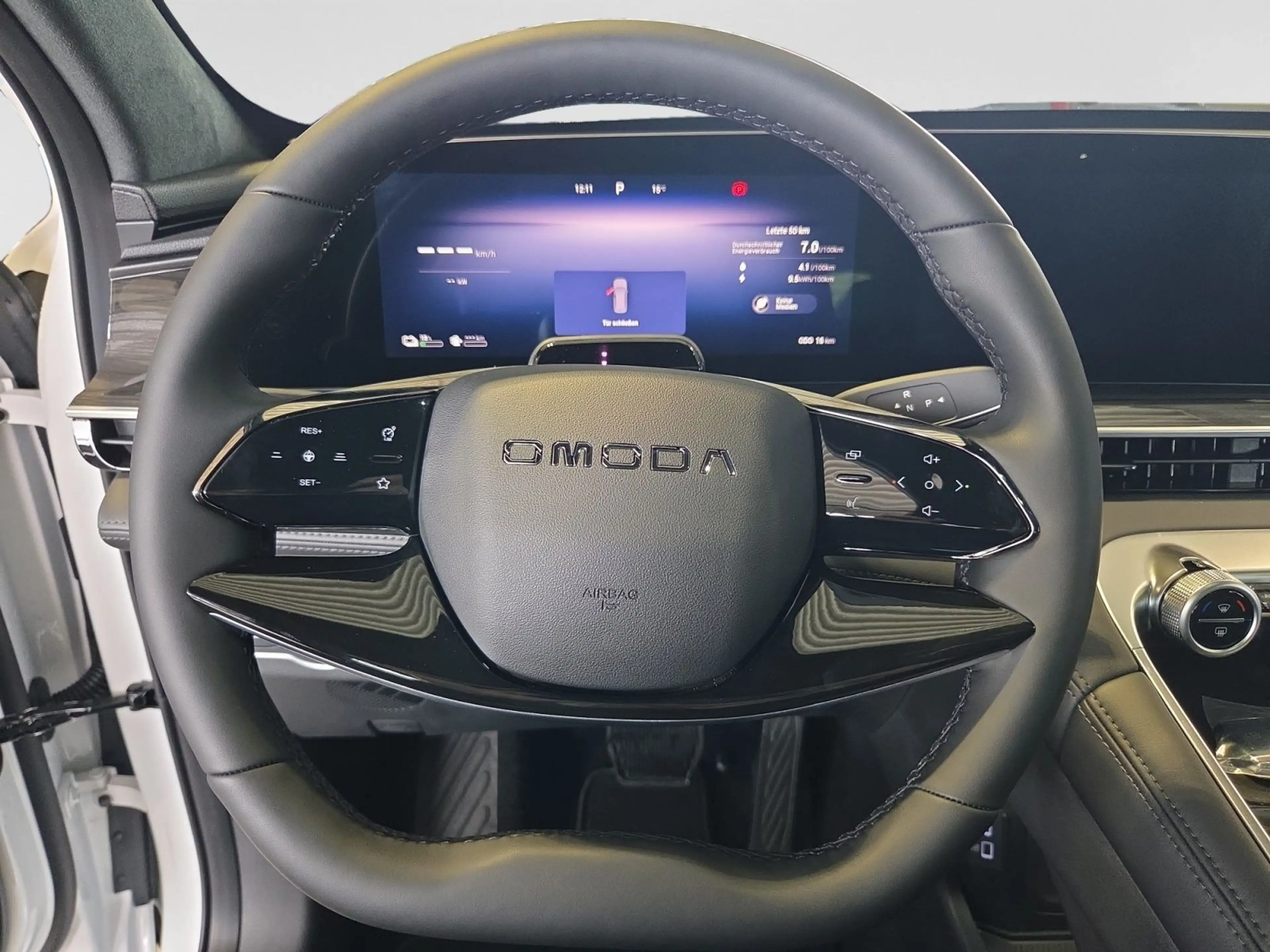 Omoda 9 OMODA 9 1.5 PHEV Exclusive — photo 12