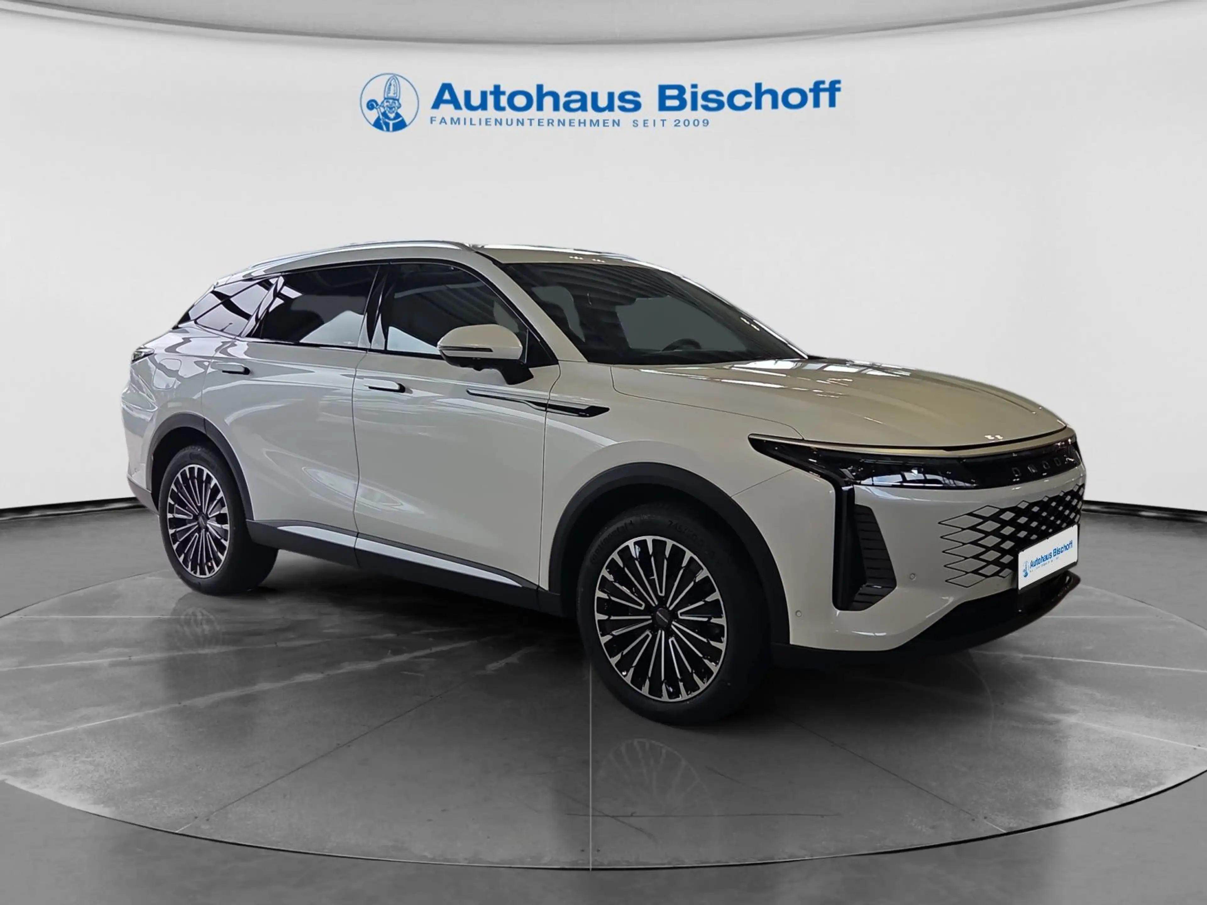Omoda 9 OMODA 9 1.5 PHEV Exclusive — photo 4
