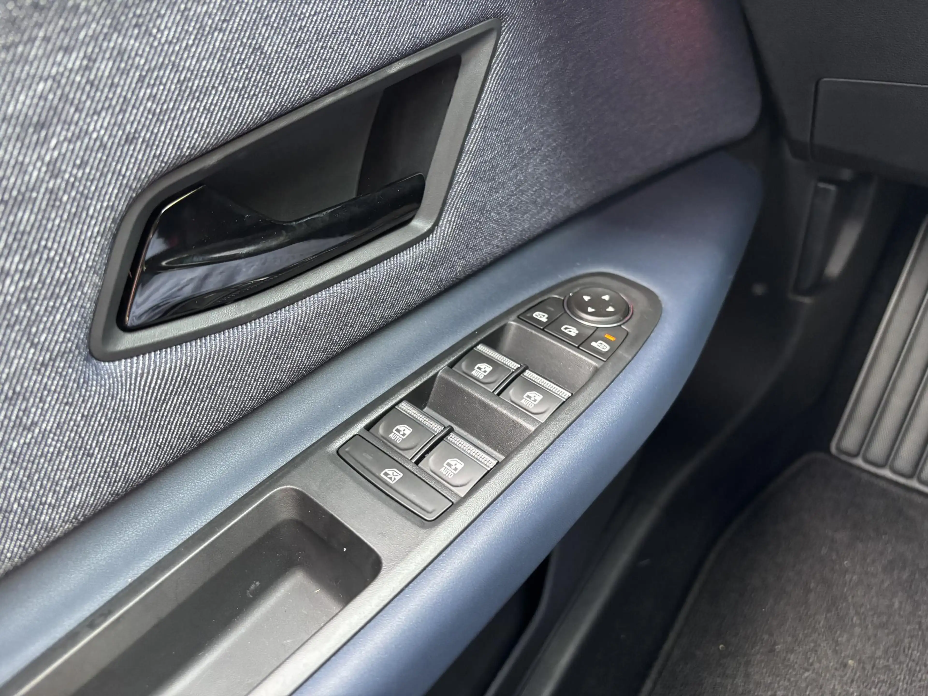 Renault R 4 comfort range iconic 52 kWh l plein sud l Pack saf — photo 20