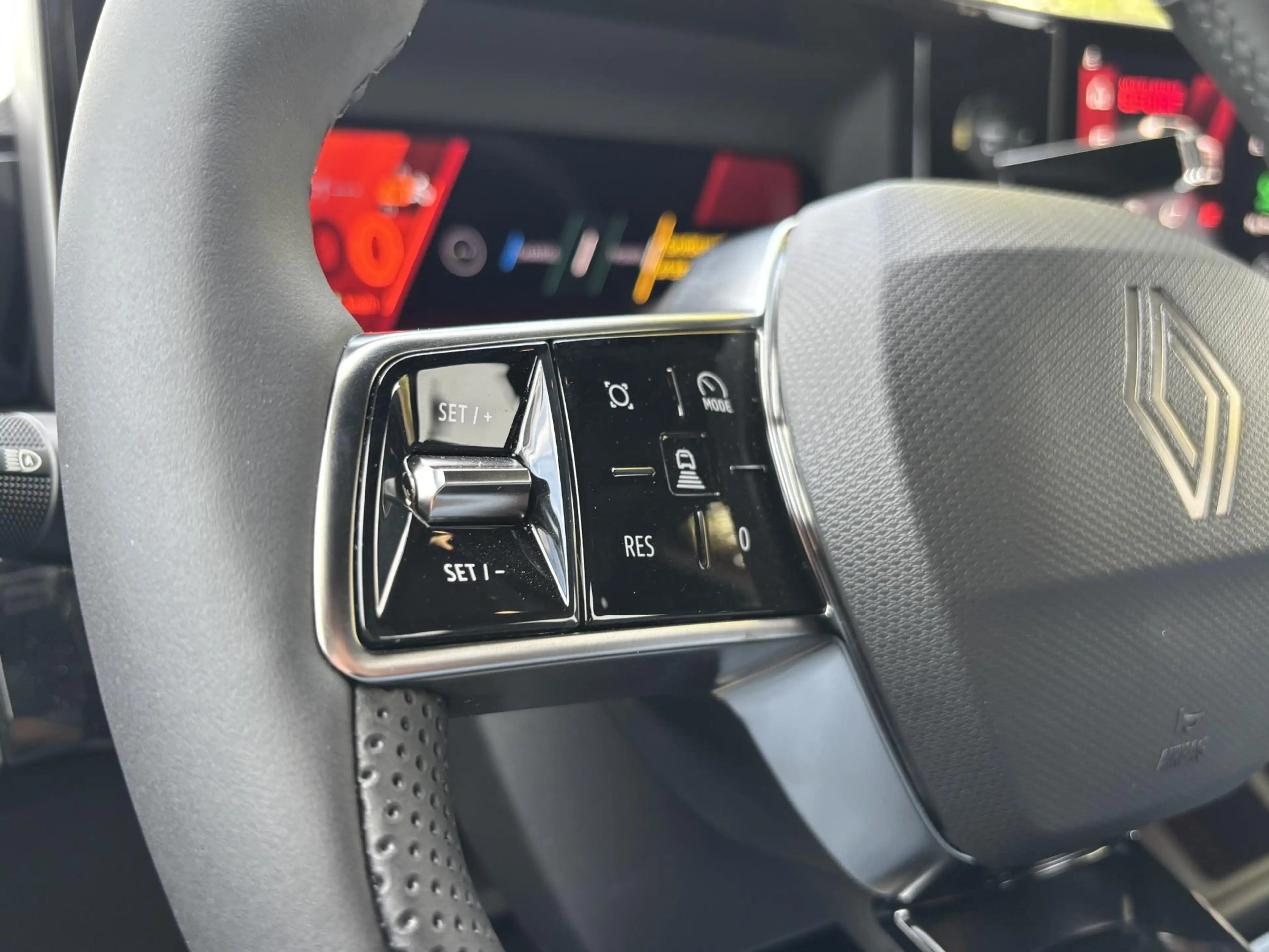 Renault R 4 comfort range iconic 52 kWh l plein sud l Pack saf — photo 21