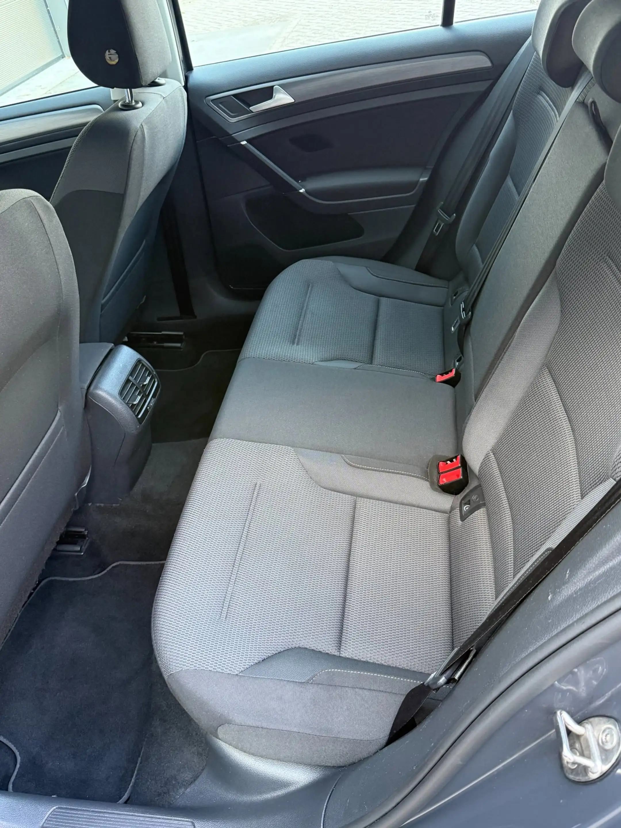 Volkswagen e-Golf E-DITION 2020 Grijs NAP|SOH 91%|APK|LED — photo 19