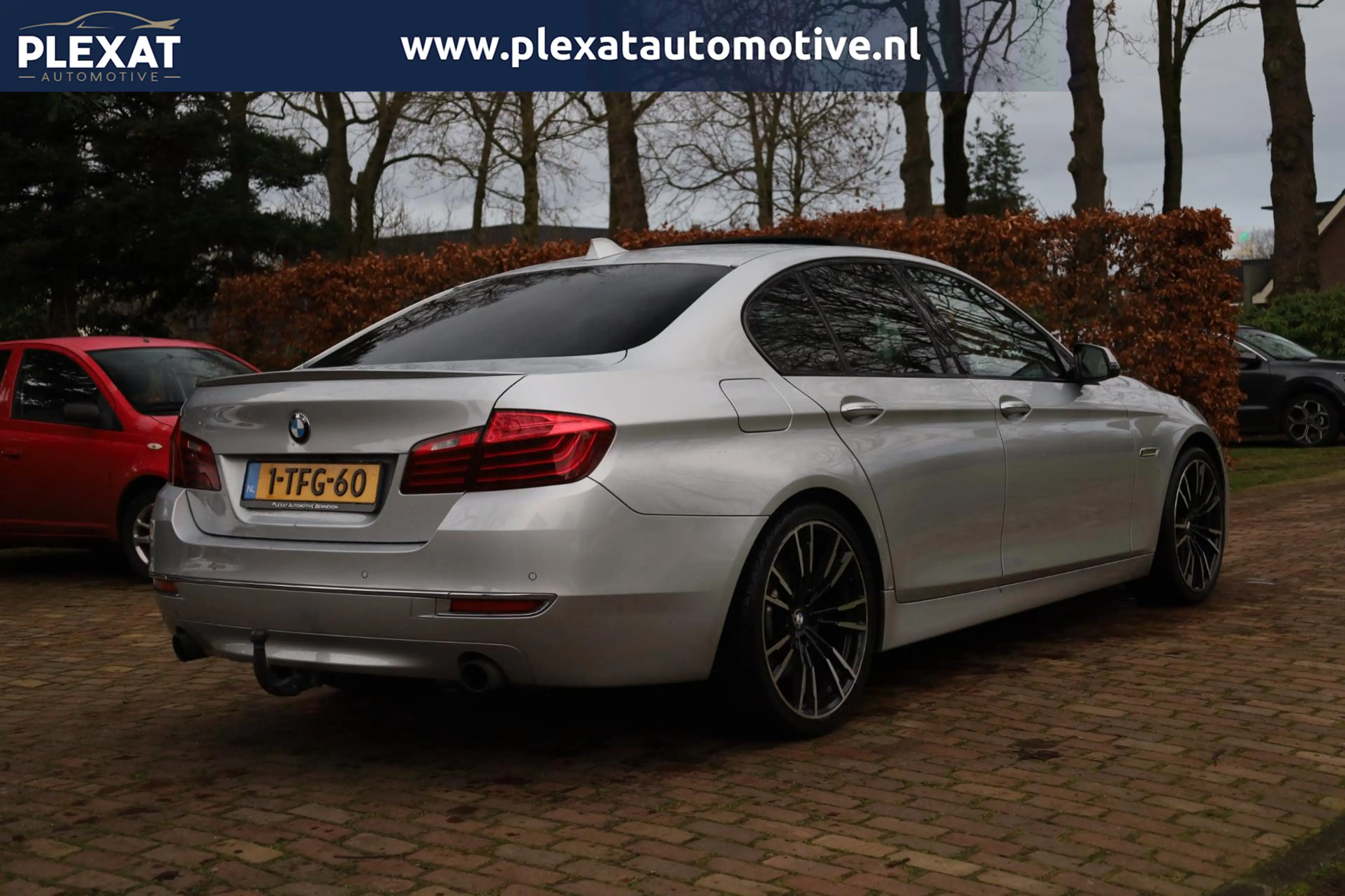 BMW 535 5-serie 535i Luxury Edition Aut. | Dodehoekbewakin — photo 3