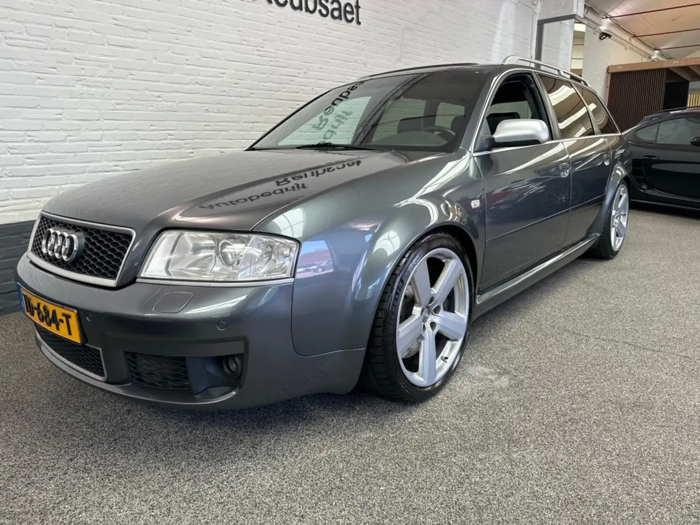 Audi RS6 4.2 V8 BiTurbo Quattro 450Pk Panodak Clima Navi In Gri - 2