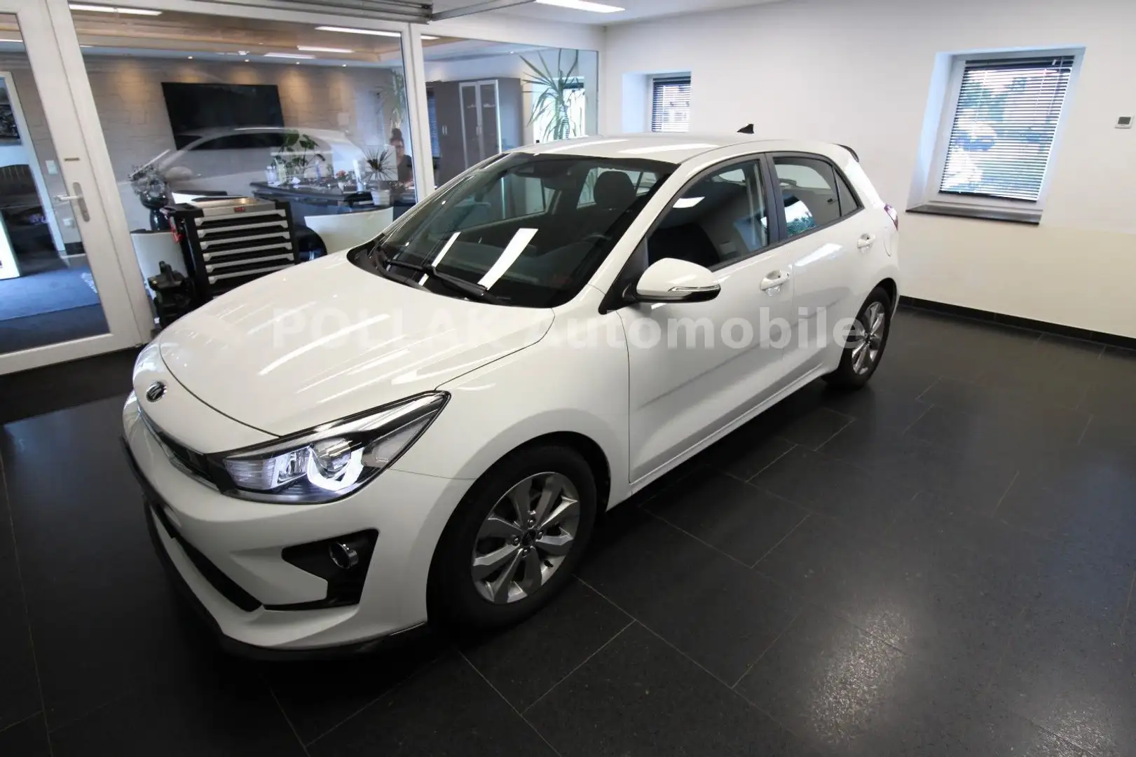 Kia Rio Vision*LED*CAM*SHZ*NAVI*APP*LRHZ*GRA*TOUCH* Blanc - 2