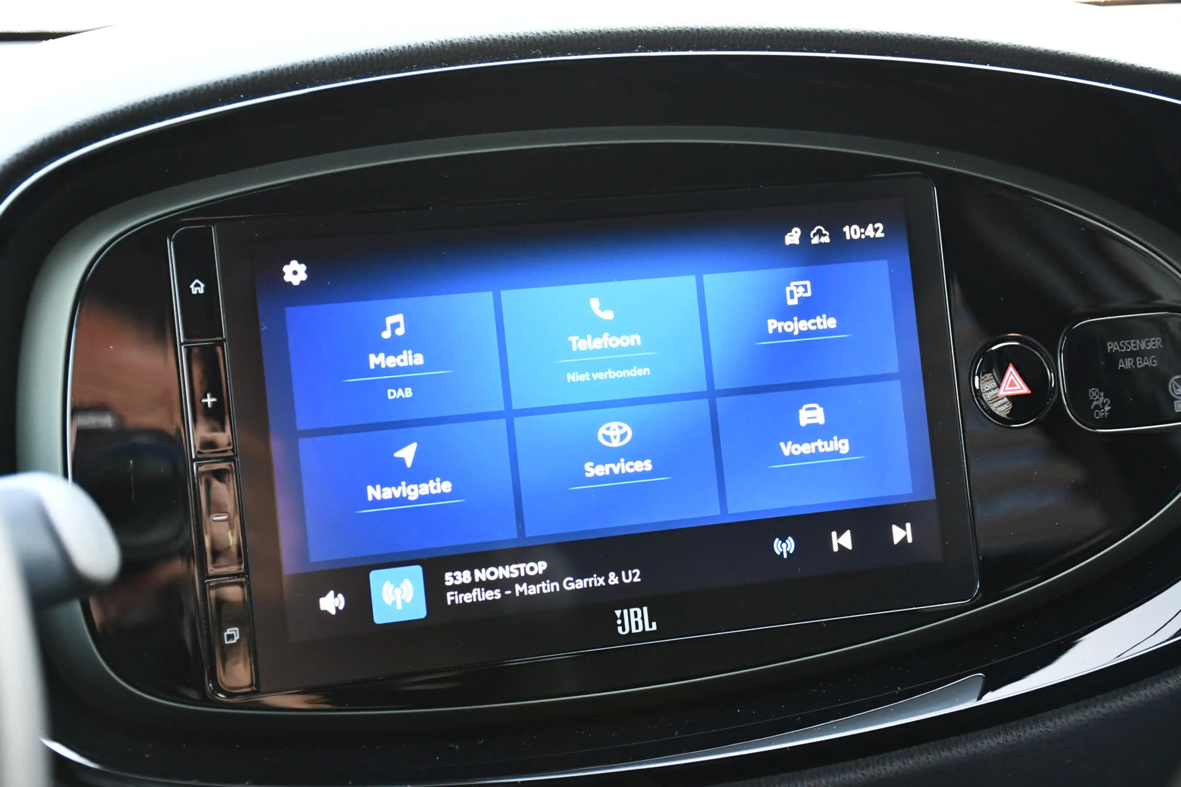 Toyota Aygo X 1.0 VVT-i MT Envy 72pk | Half leder/stof interieur — photo 8