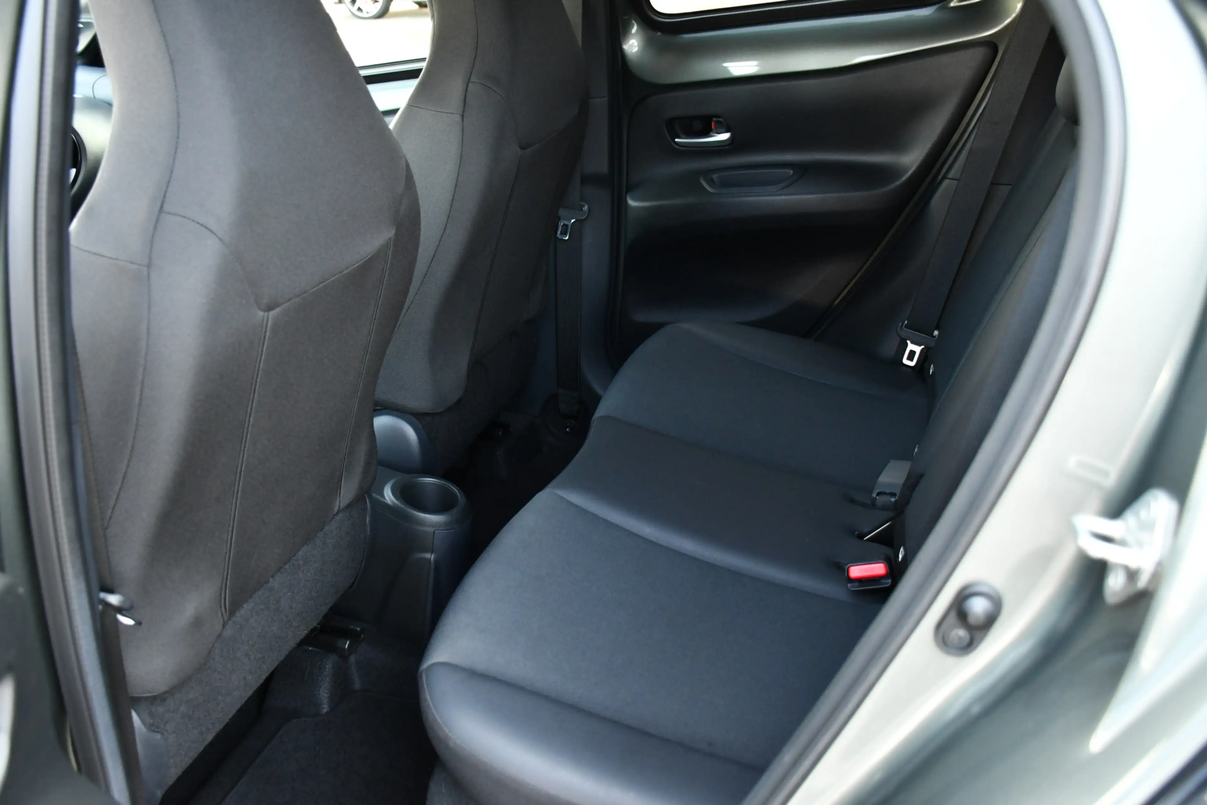 Toyota Aygo X 1.0 VVT-i MT Envy 72pk | Half leder/stof interieur — photo 13