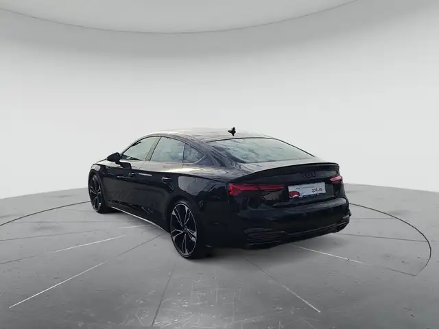 Audi A5 view 3