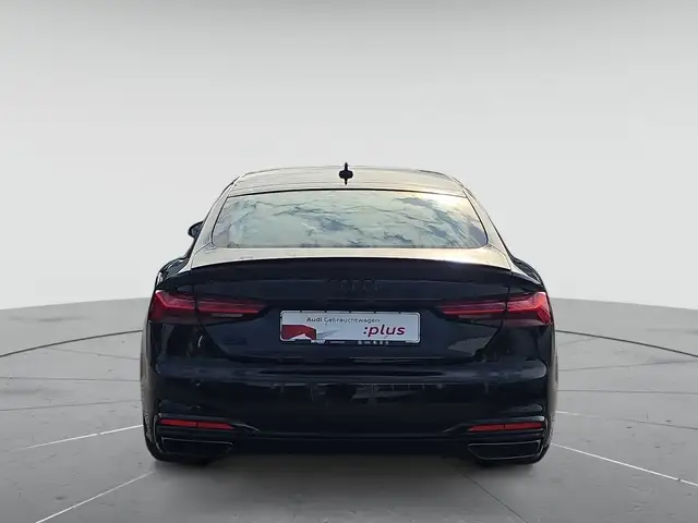 Audi A5 view 7