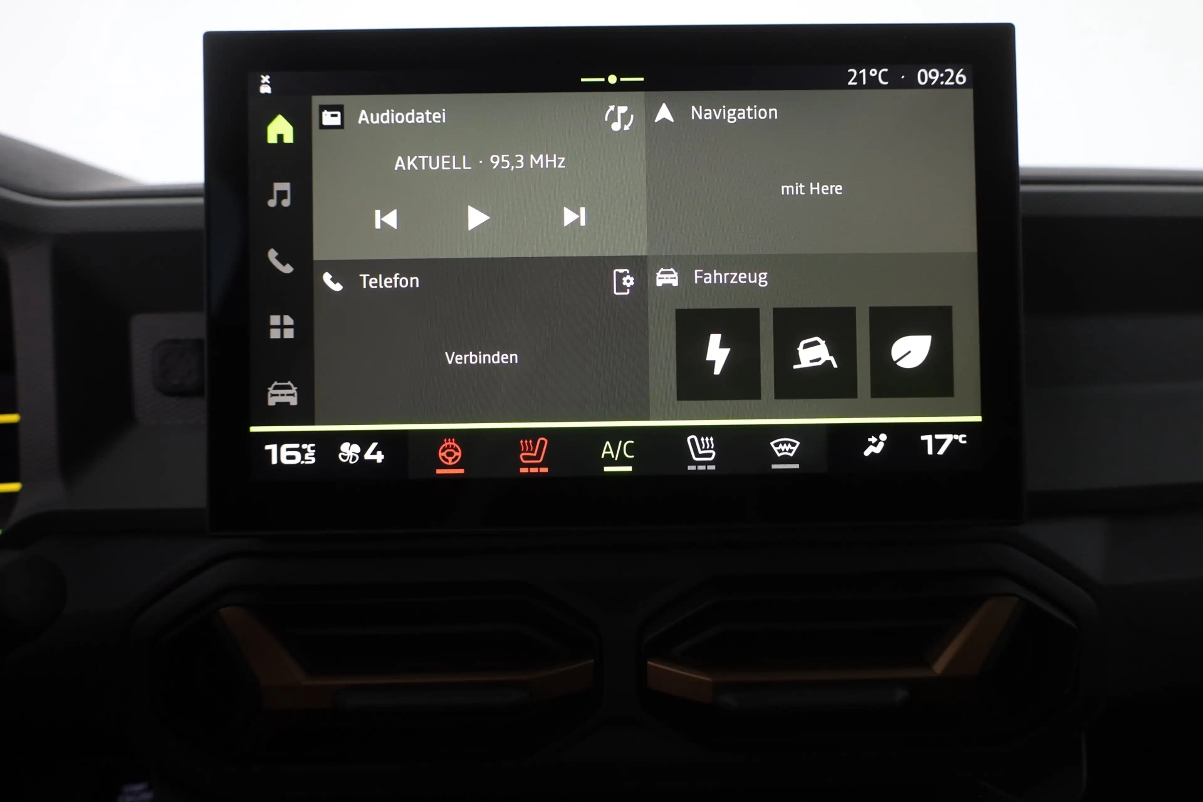 Dacia Bigster Extreme HEV 155 Aut. LED ACC Pano — photo 11